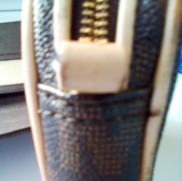 Michael Kors Brown Jet Set Wallet and Purse - Picture 7 of 12